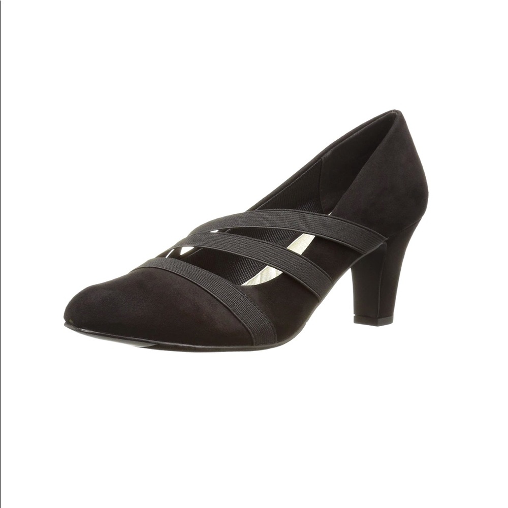NWOT EASYSTREET CAMILLO HEELS